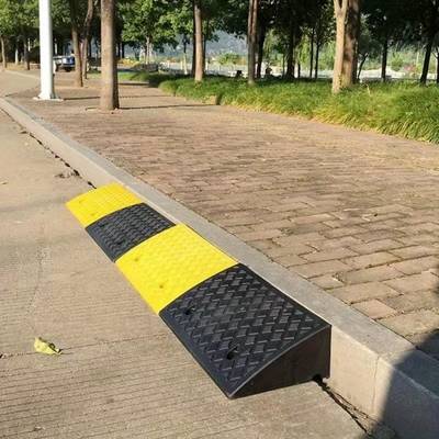 Non-Slip Rubber Outdoor Safety Ramp